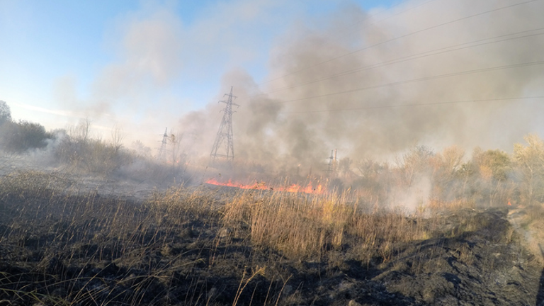 tdworld_19501_fire_power_line_getty_creative